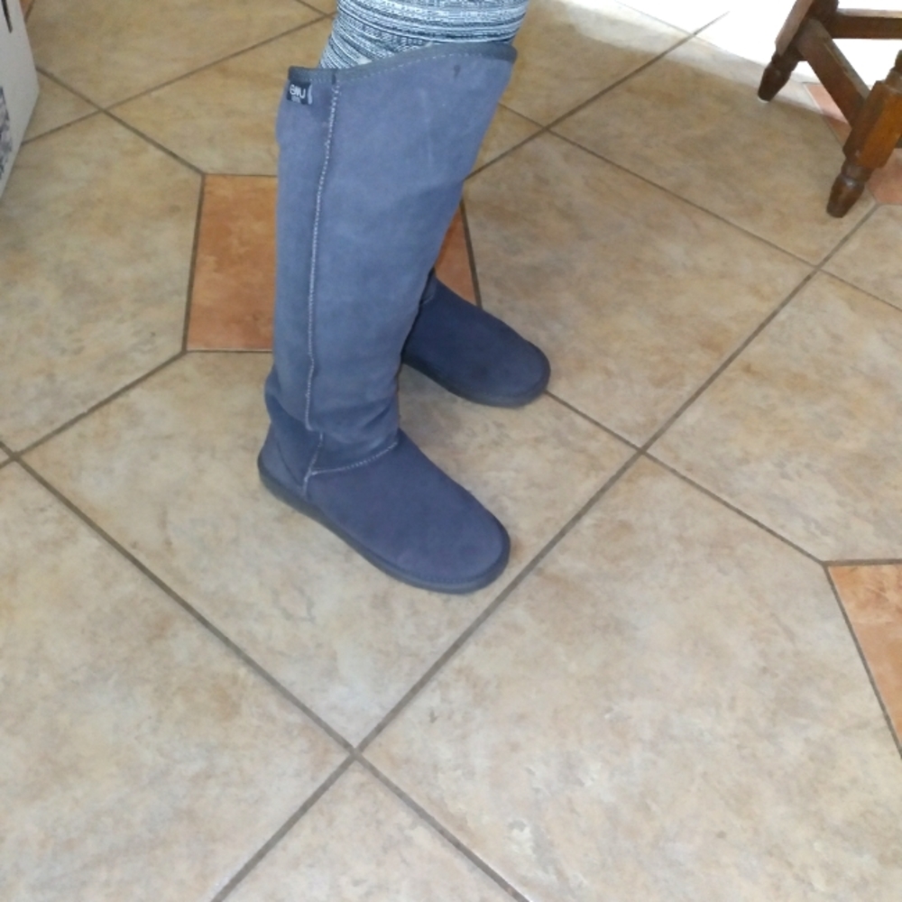 Emu boots
